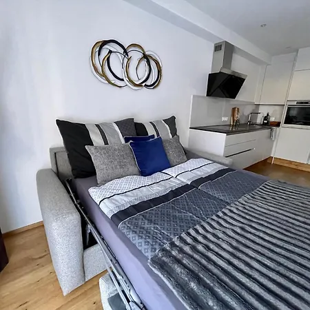 Alpenluxus Presents Design - Terrace & Car Park Appartement