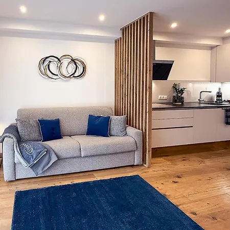 Alpenluxus Presents Design - Terrace & Car Park Apartment Kramsach