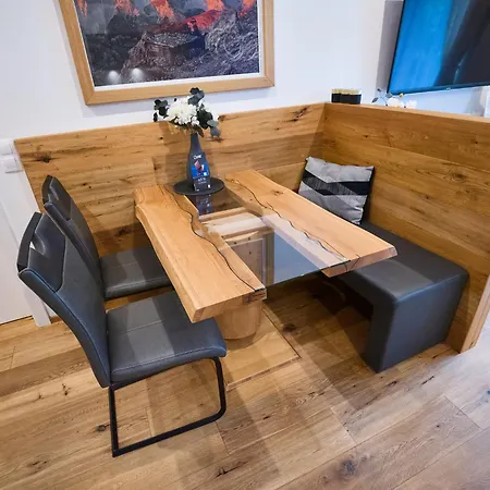 Design - Alpenluxus Collection * كرامساش